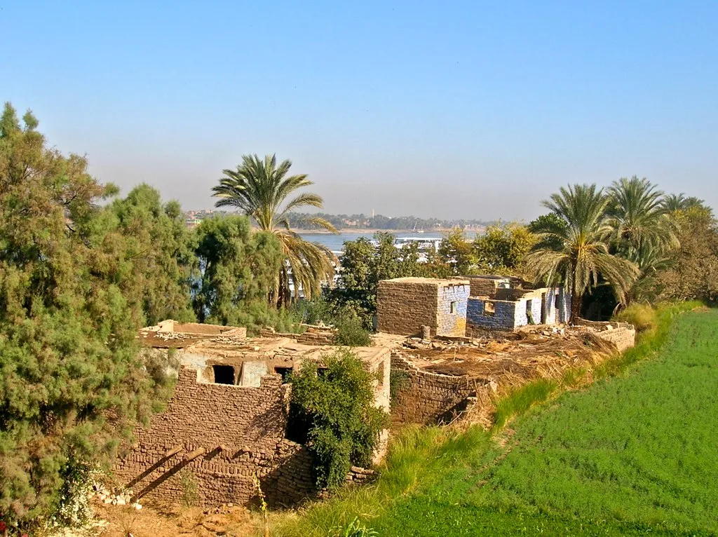 West Bank Village, Luxor
