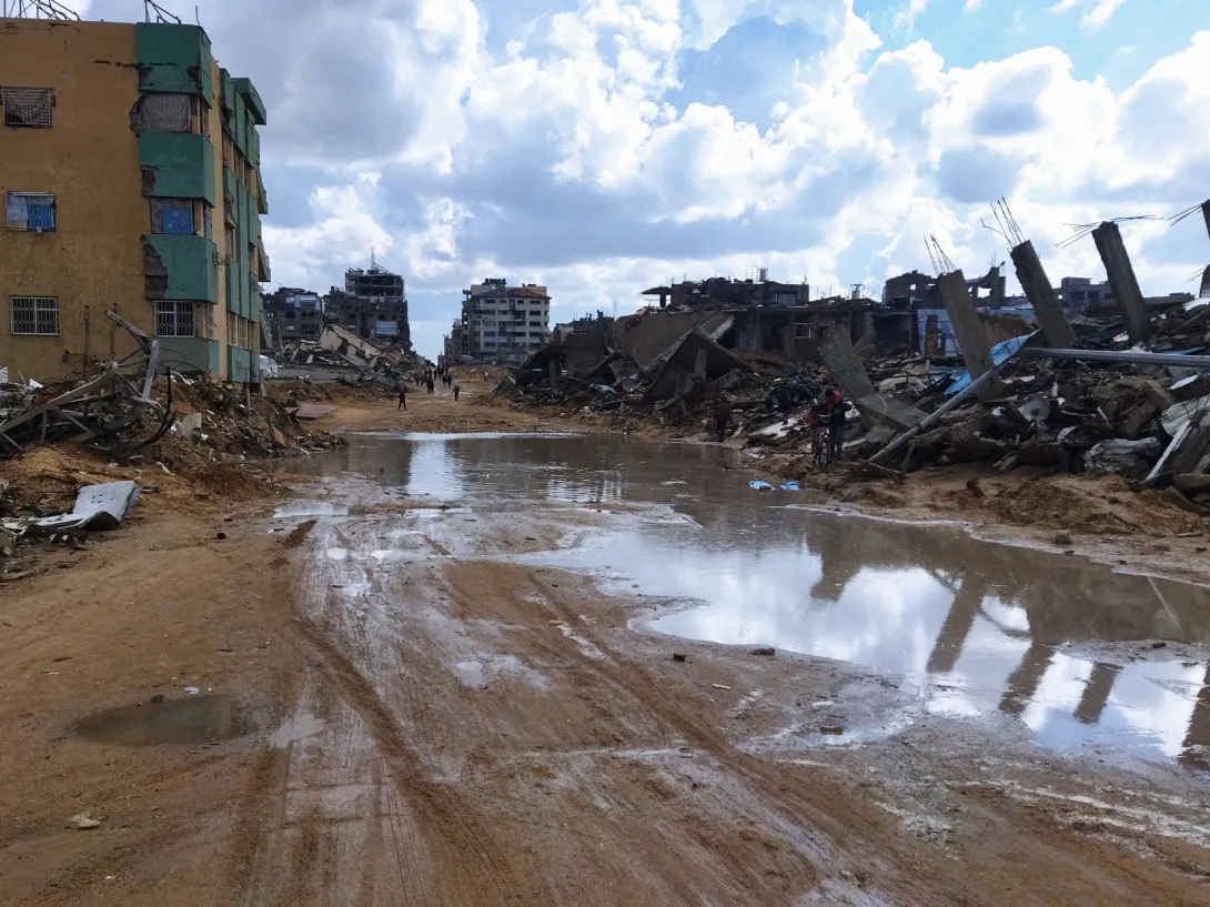 A picture showing the total destruction of the street in front of Al-Rantisi Children's Hospital in western Gaza.